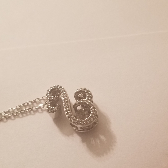 White gold.and diamond necklace with box - Picture 3 of 6